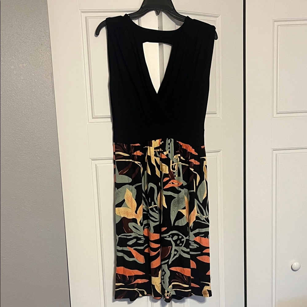 Chic Black and Multicolor Backless Dress